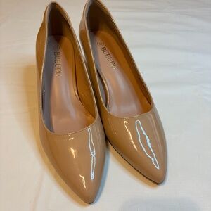 Chic Beige Patent Leather Heels
